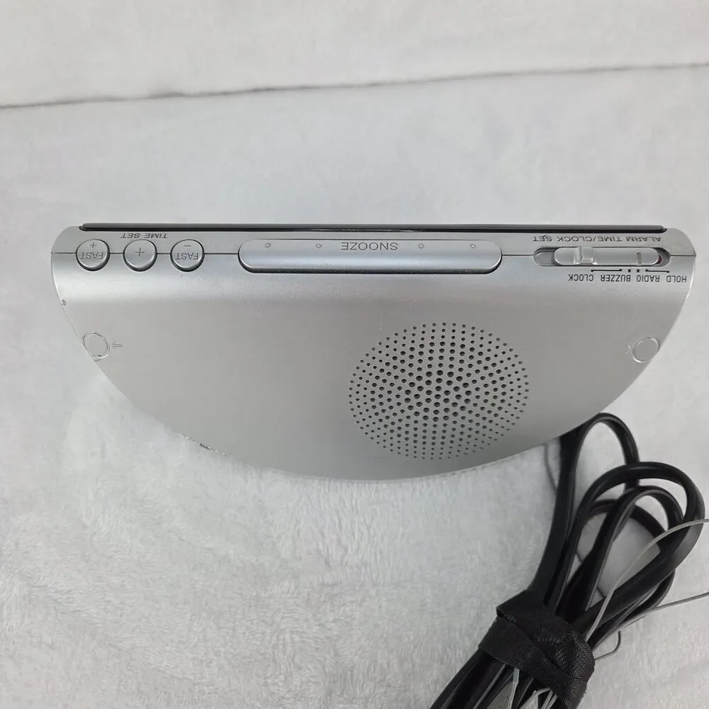 Sony Clock Dream Machine Large Display Alarm ICF-C492 AM/FM Radio Silver Black